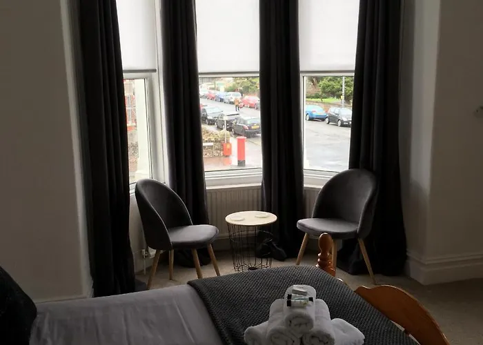 Oak Alyn Hotel